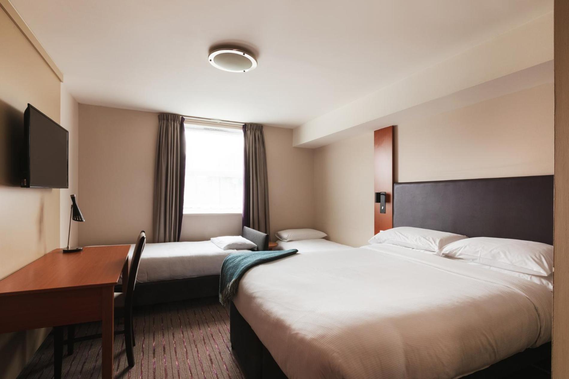 The Highwayman Hotel Chesterfield Eksteriør bilde