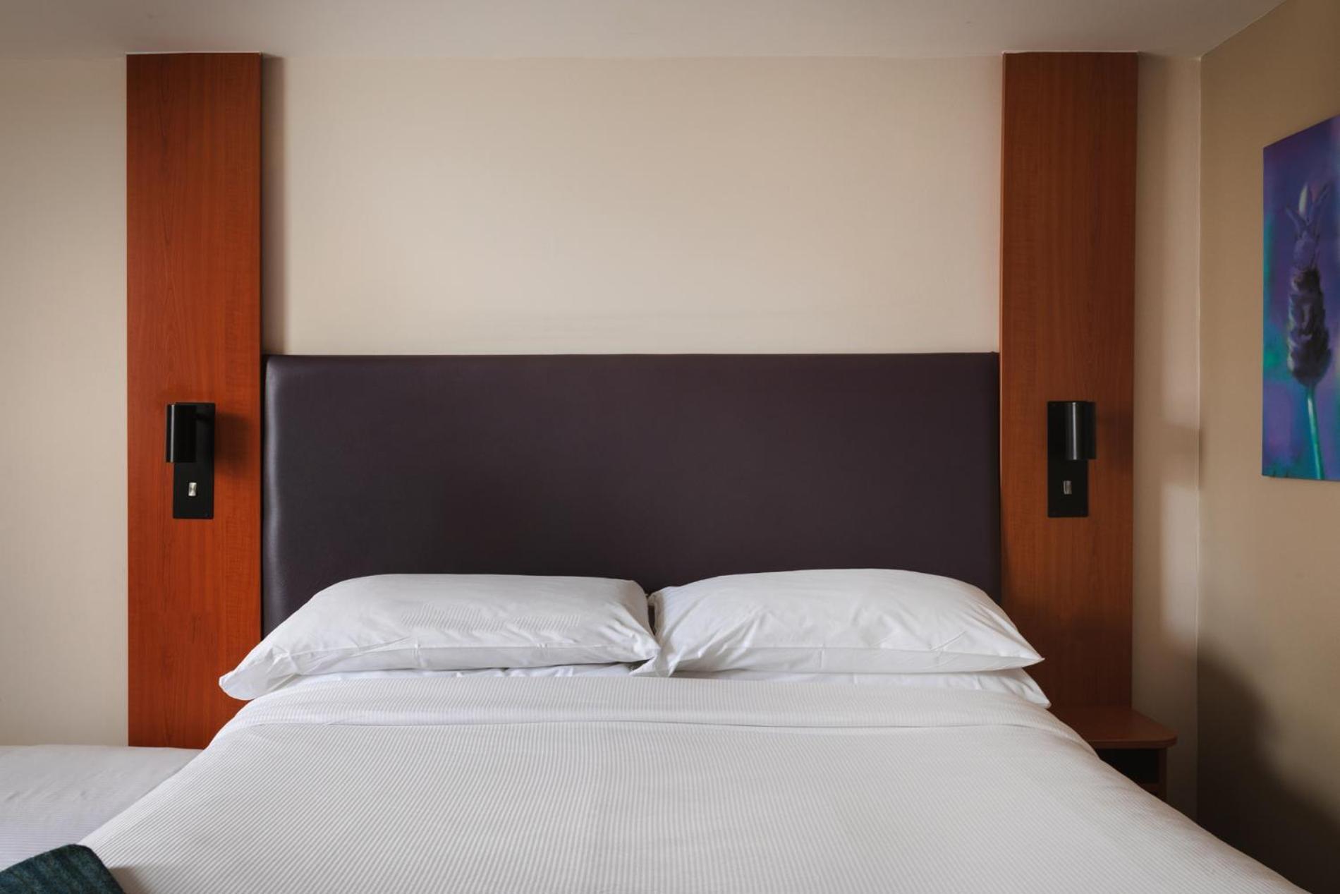 The Highwayman Hotel Chesterfield Eksteriør bilde