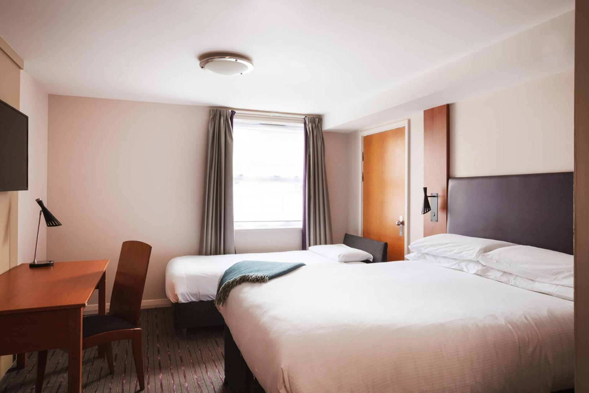The Highwayman Hotel Chesterfield Eksteriør bilde