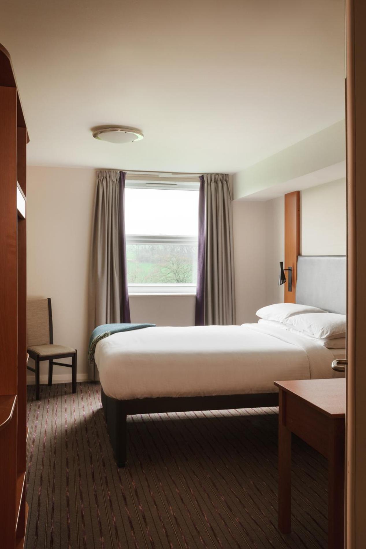 The Highwayman Hotel Chesterfield Eksteriør bilde